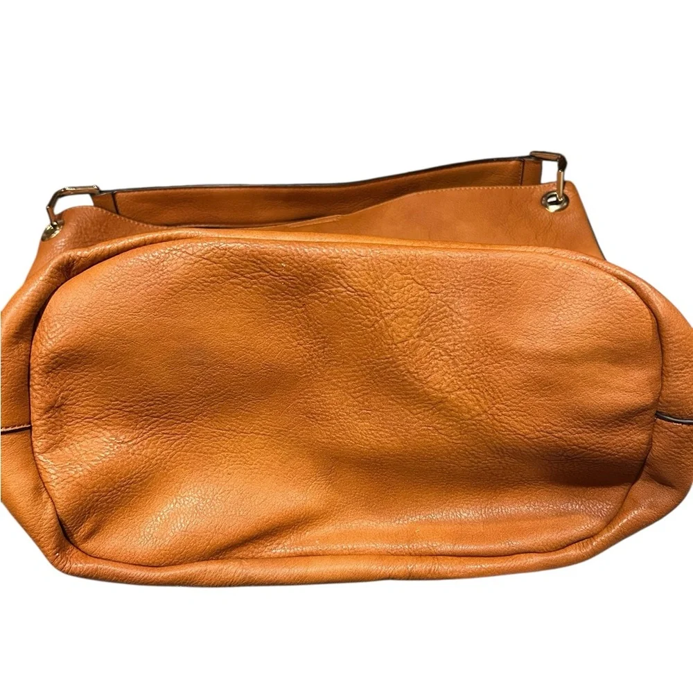 Sold Cognac Faux Leather Bucket Handbag w/ Gold Tone Hardware EUC - Picture 7 of 13